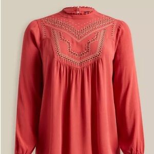 Washable Crinkle Gauze Relaxed Embroidered Blouse
Size IX Coral color